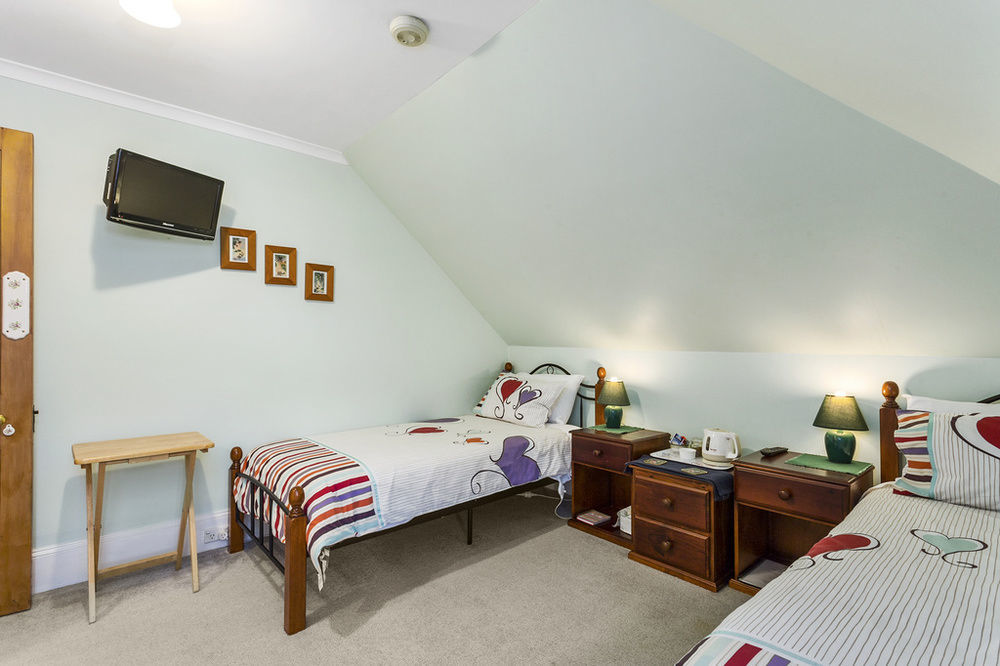 Bed and Breakfast Cambridge House Breakfast & Bed Geeveston Экстерьер фото
